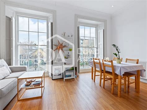 1 bedroom flat for rent in Liverpool Road, Angel, London, N1.